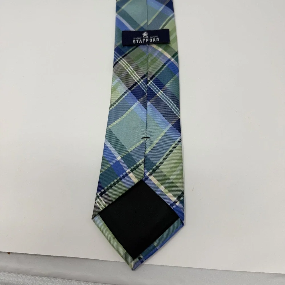 Stafford Mens Blue Green Plaid Silk Necktie Classic Standard Width Tie Spring